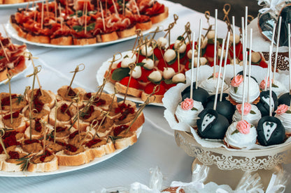 Cocktail Hour/Appetizers